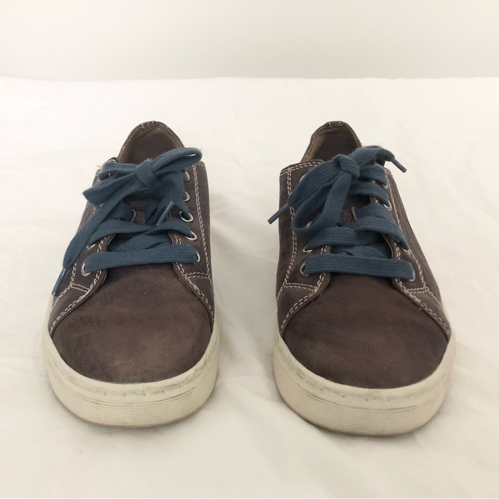 Sofft Baltazar Lace up casual Sneakers Sz 8